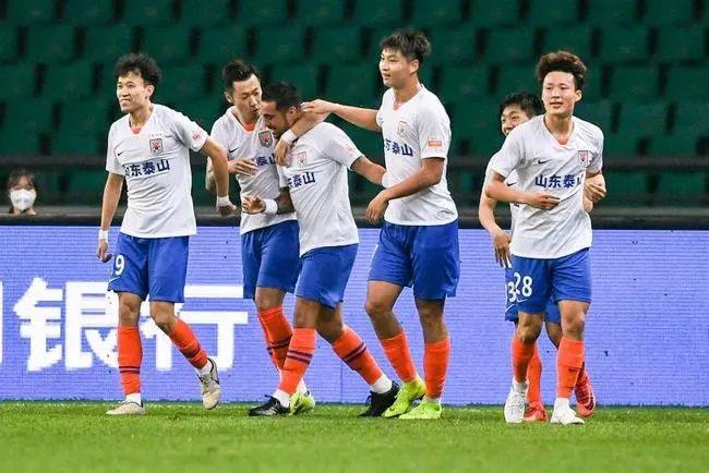 关于冲刺阶段体能课后,华盛顿奇才造点机会备战亚冠,质疑声仍在,团队化学反应显著的信息 关于冲刺阶段体能课后,华盛顿奇才造点机会备战亚冠,质疑声仍在,团队化学反应显著的信息